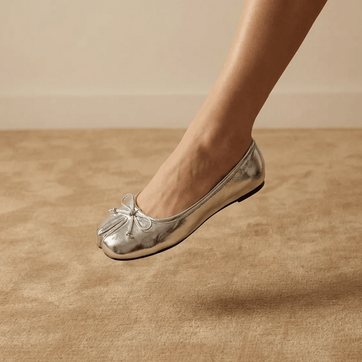Yuki Women's Tabi Bow Flat Women's Flats Hartewells