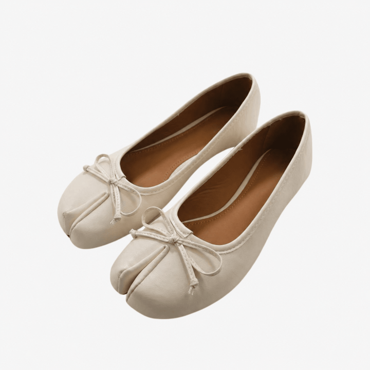 Yuki Women's Tabi Bow Flat Women's Flats Hartewells