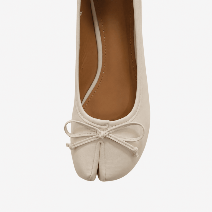 Yuki Women's Tabi Bow Flat Women's Flats Hartewells