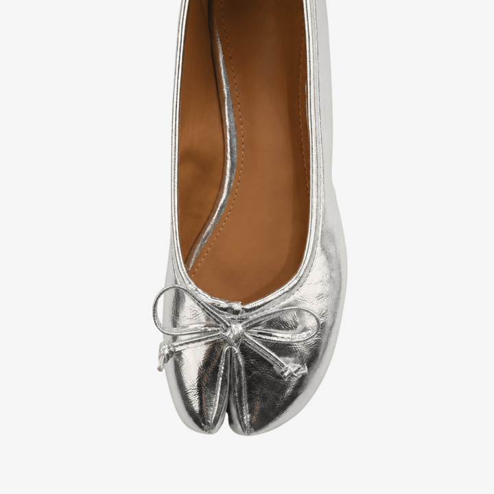 Yuki Women's Tabi Bow Flat Women's Flats Hartewells