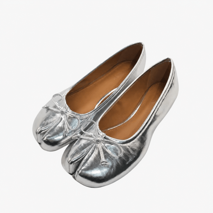 Yuki Women's Tabi Bow Flat Women's Flats Hartewells